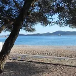 Plutus Biograd Na Moru