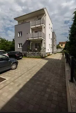 Apartament Plutus *